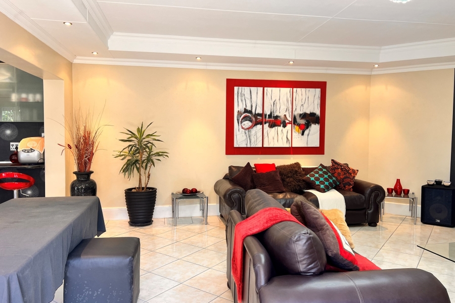 5 Bedroom Property for Sale in East London Rural Eastern Cape